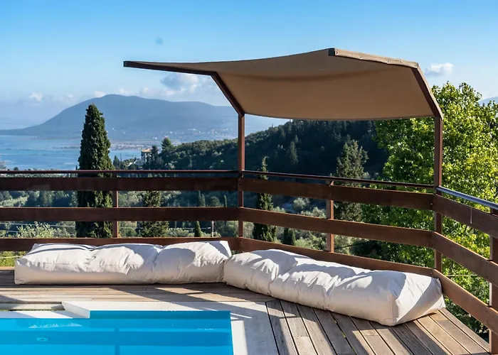 Afroksilia Yakinthos Apartment Lefkada City